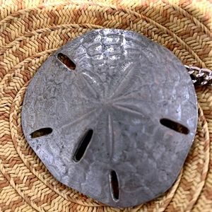 Reed an Barton sand dollar pewter necklace beautiful peace